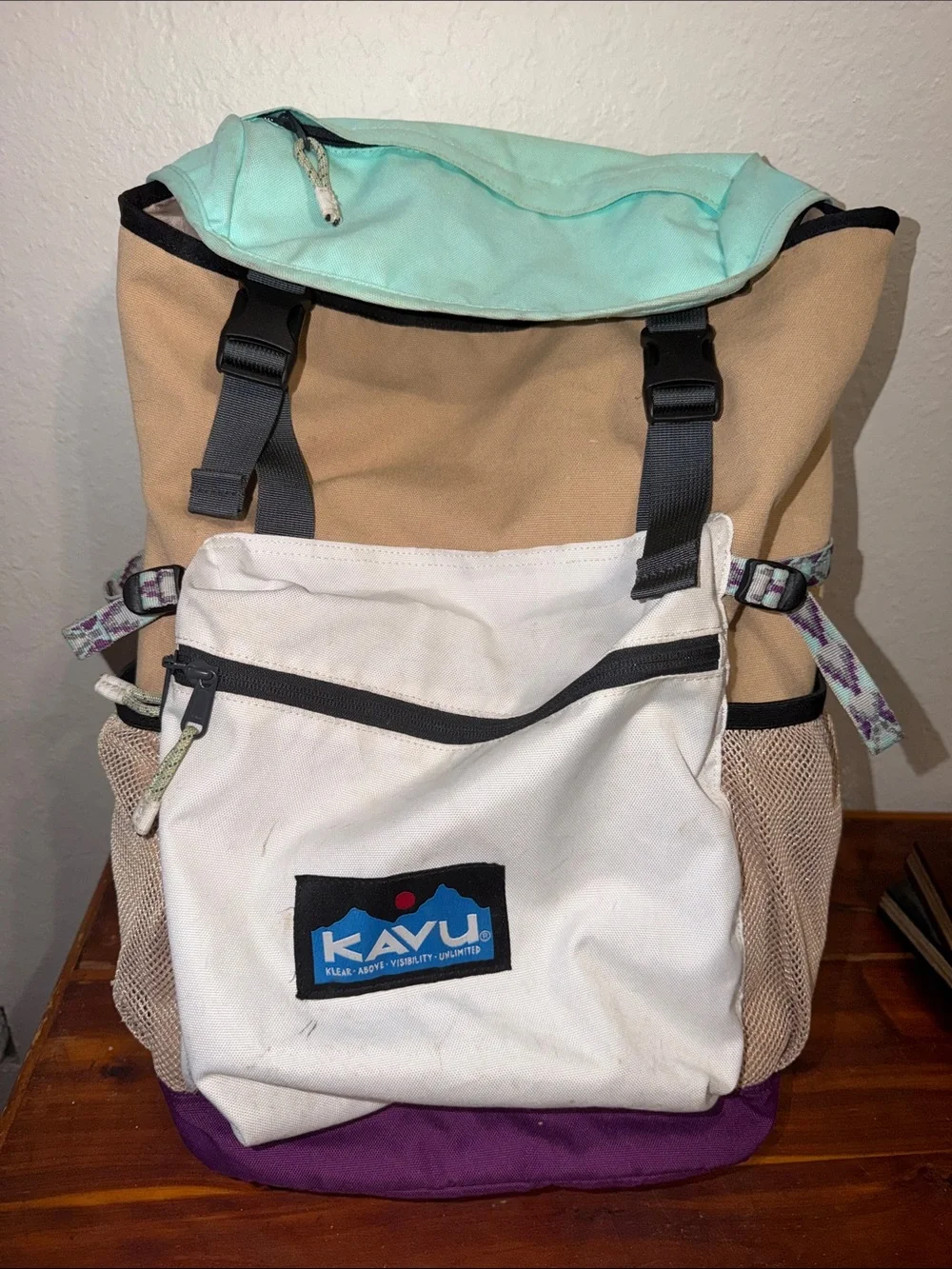 Kavu Timaru Backpack Colorblock Hiking Travel Canvas Bag Rucksack unisex
